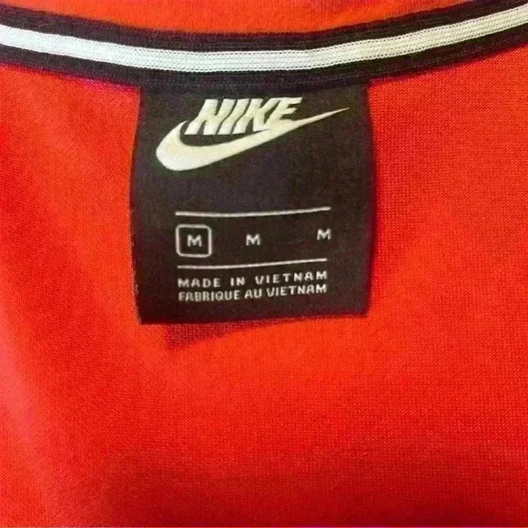 Nike Cropped Track Jacket in Jungle and Red Size M - Picture 6 of 6